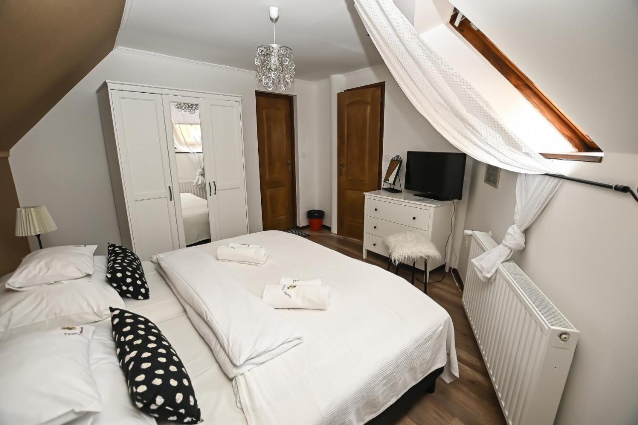 Vasko Panzio Borpince Bed & Breakfast Tokaj Luaran gambar
