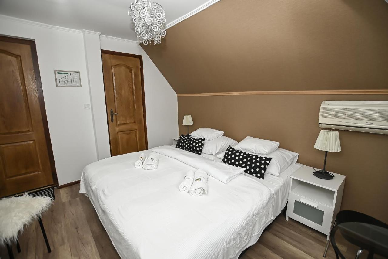 Vasko Panzio Borpince Bed & Breakfast Tokaj Luaran gambar