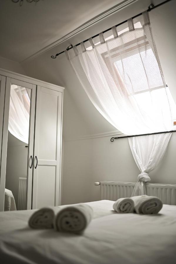 Vasko Panzio Borpince Bed & Breakfast Tokaj Luaran gambar
